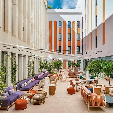 Ibis Styles Santa Justa Hotel 3*