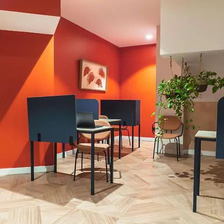 Ibis Styles Santa Justa Ξενοδοχείο 3*