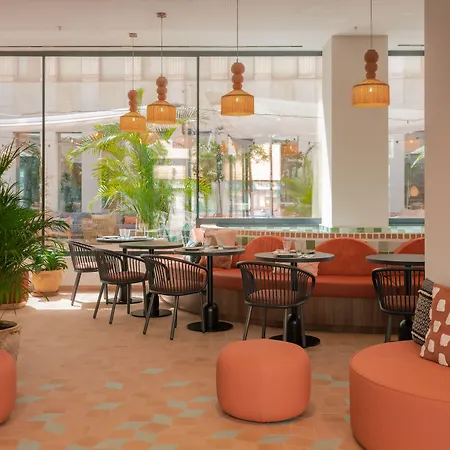 호텔 Ibis Styles Santa Justa 세비야