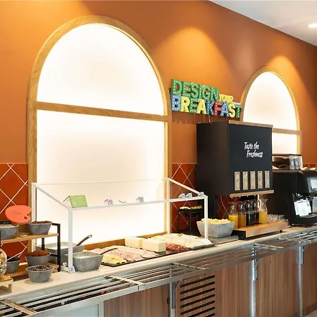 Ibis Styles Santa Justa Ξενοδοχείο